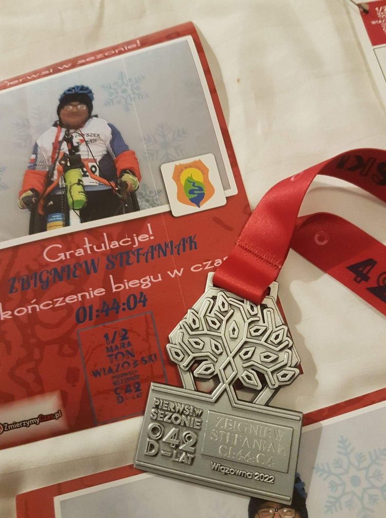 Zdjęcie 1 do wpisu: Meta 42.go Półmaratonu Wiązowskiego.