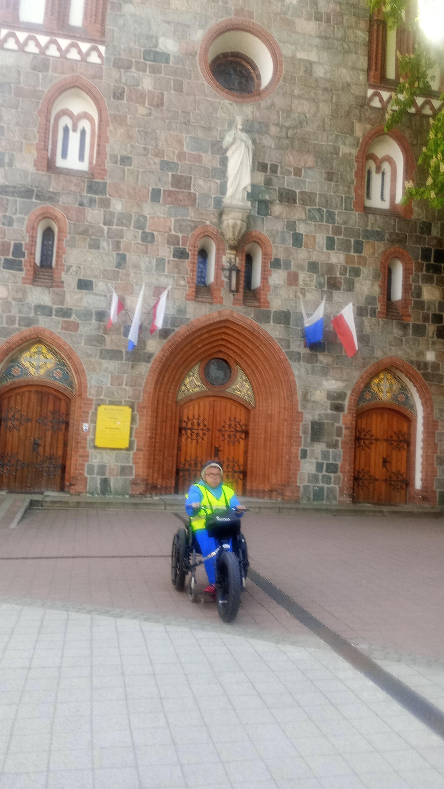 Zdjęcie do wpisu: W drodze na sopockie molo – Zbiórka dla pana Zbyszka trwa!