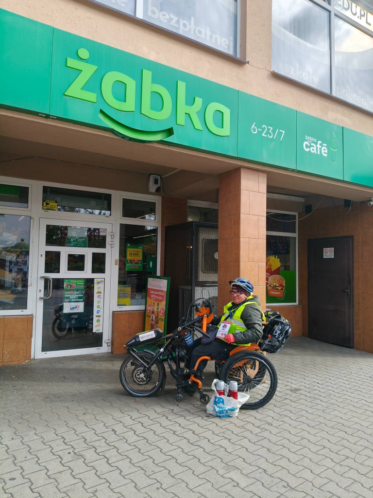 Zdjęcie do wpisu: Dziś niedzielna zbiórka dla Zbyszka w Otwocku przy Żabce