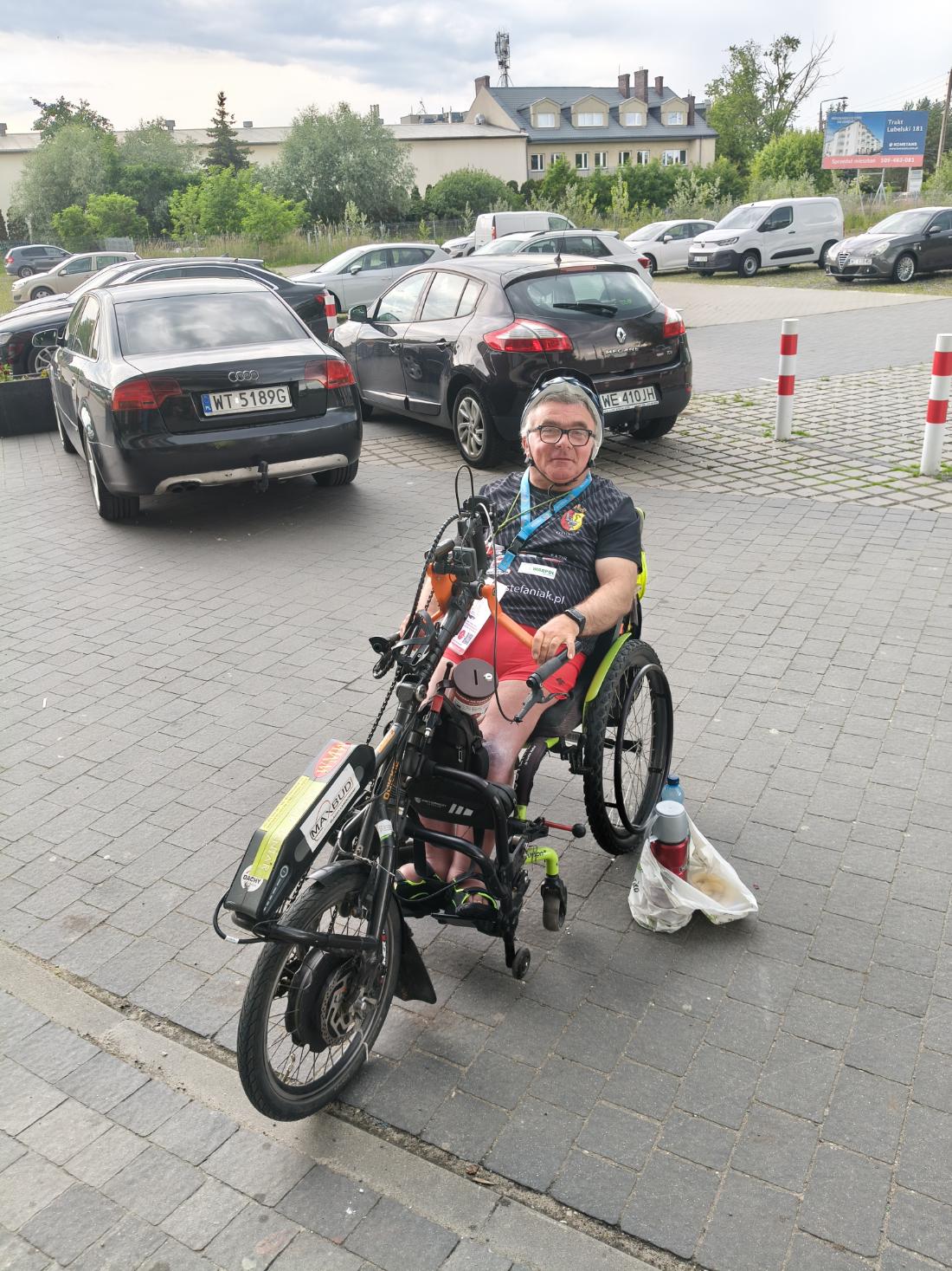 Zdjęcie do wpisu: Dziś, 7 czerwca, odbyła się zbiórka dla Zbyszka przy Żabce w Warszawie (Wawer) przy Trakcie Lubelskim.